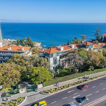 Luxury Oceanfront At Reid'S Gardens Daire Funchal Dış mekan fotoğraf