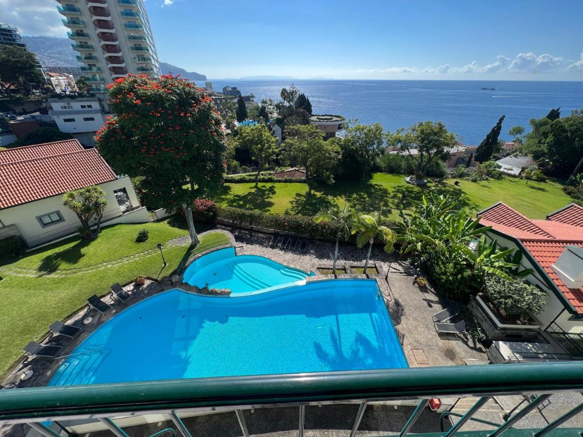Luxury Oceanfront At Reid'S Gardens Daire Funchal Dış mekan fotoğraf