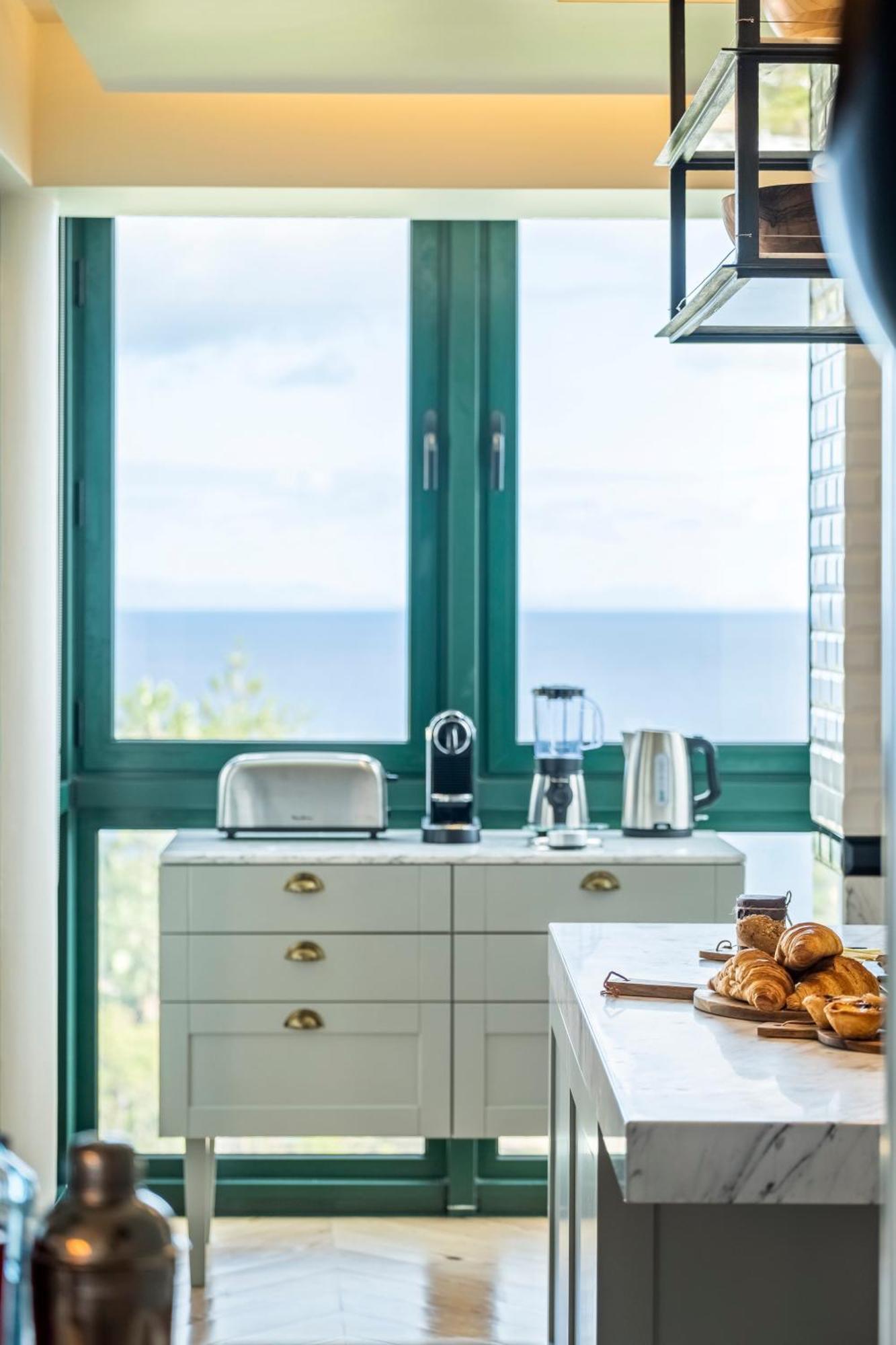 Luxury Oceanfront At Reid'S Gardens Daire Funchal Dış mekan fotoğraf
